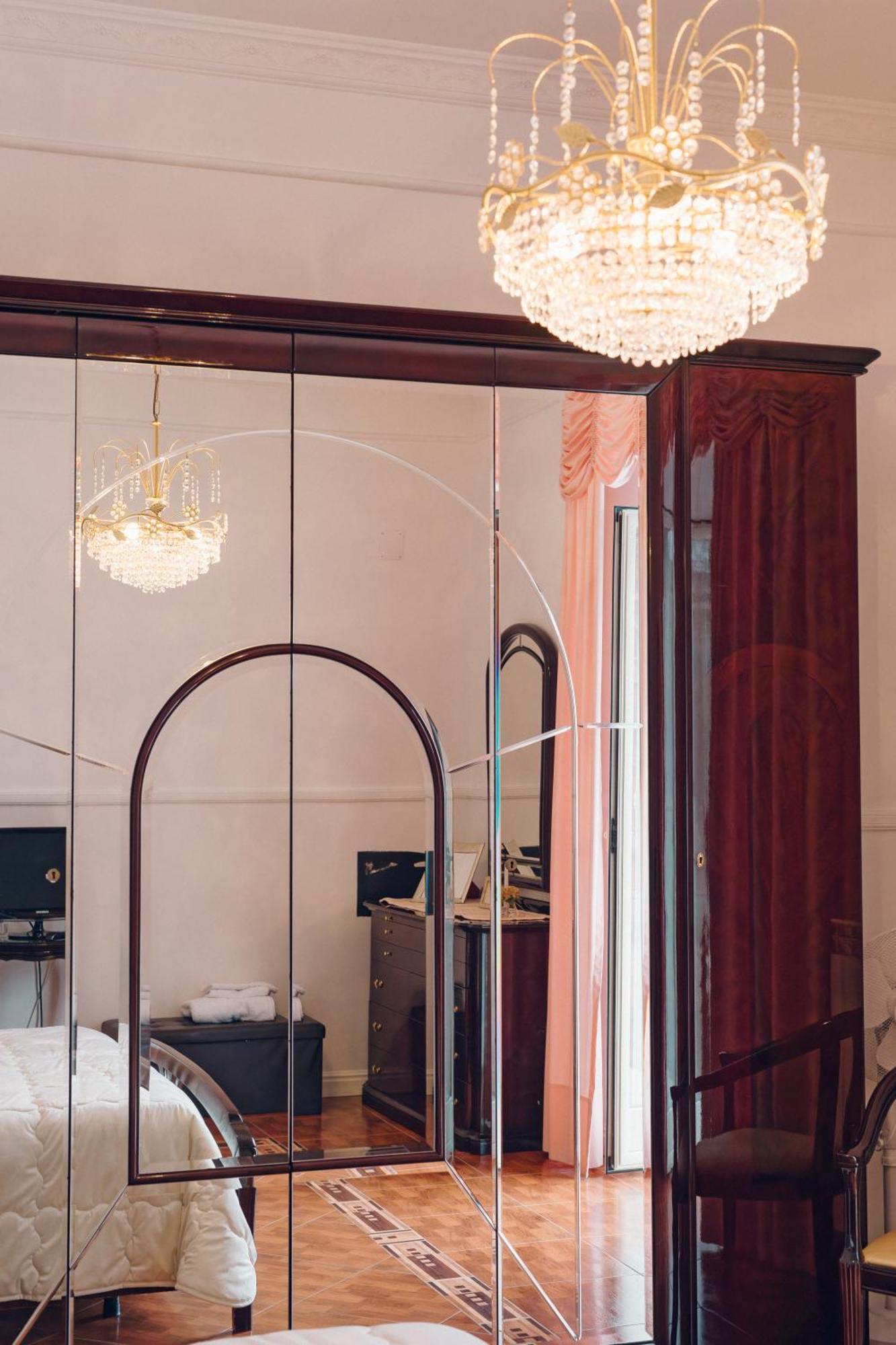 Hotel La Famiglia Pollena Trocchia Exteriér fotografie